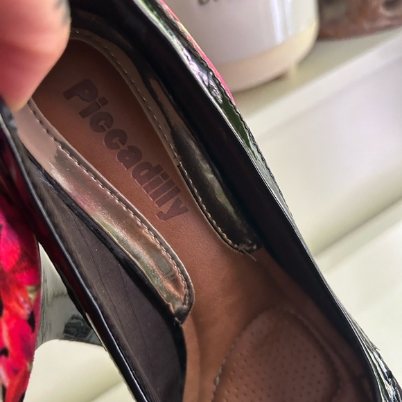 Picadilly Fashion Black and Pink Floral Heels 6 - Picture 8 of 16